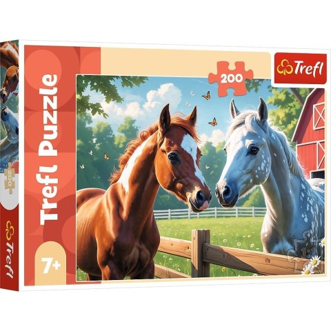 Puzzle 200 Konie na polanieTREFL Puzzle 200 Konie na polanieTREFL